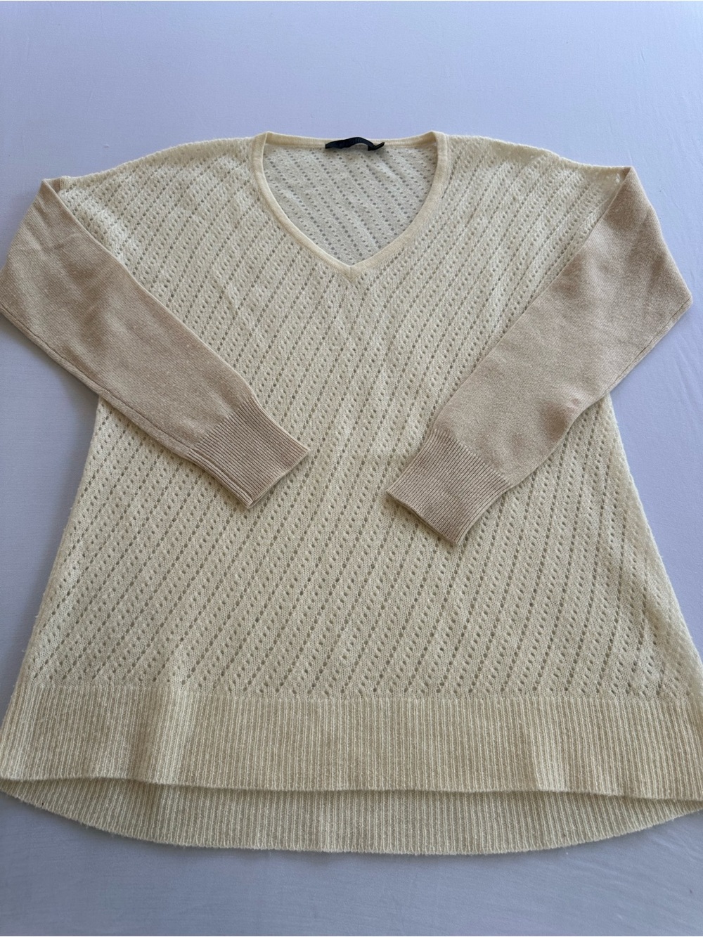 Raffi Cream Open-Knit Cashmere V-Neck Sweater with Tan Sleeves Sz XS